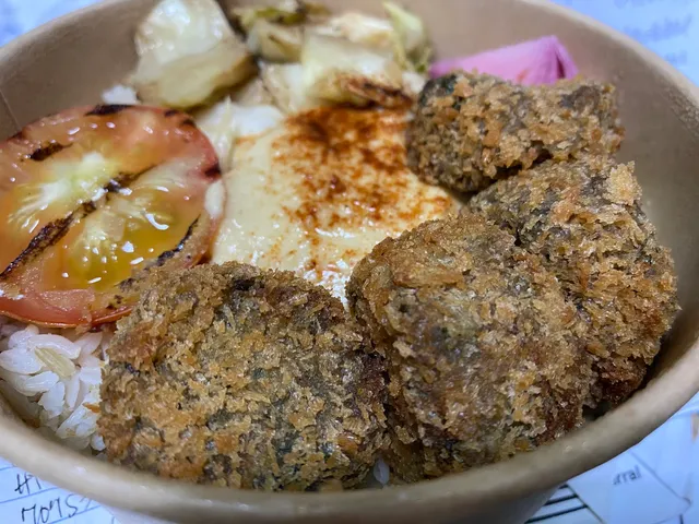 Habit Food Group South Triangle (Mean Greens, Bowlsome, The Breakfast Club, Chicken Shack, Matsuri Bento, The Kebab Co.) in Quezon City