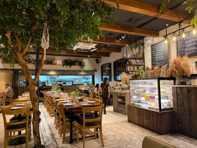 The Wholesome Table BGC in BGC